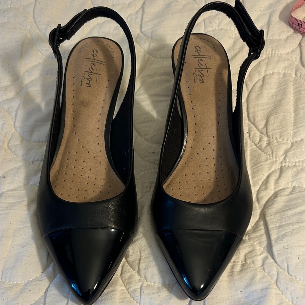 Clarks Ultimate Comfort Collection Black Pointed Slingback Heels Size 8W